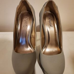 Qupid Women's heels.  They are Grey in color.